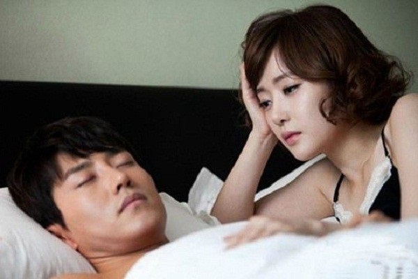 Kẻ lạ người dưng chung giường, xót xa nhường nào? - Ảnh 2 Kẻ lạ người dưng chung giường, xót xa nhường nào? - Ảnh 2