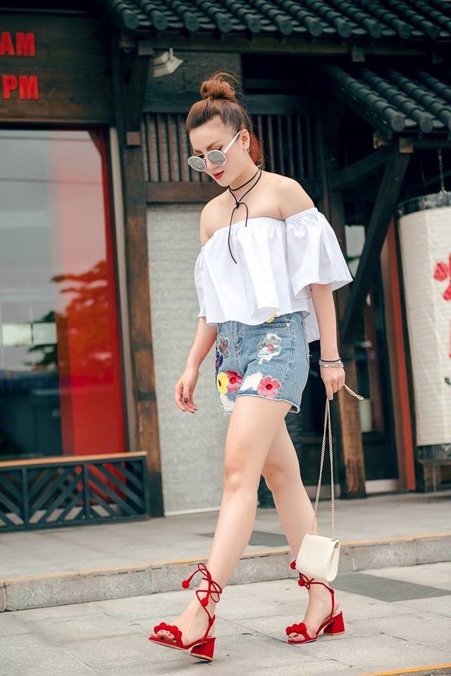 10 xu hướng trang phục nhất định phải mặc vào tháng 4 này - Ảnh 10 10 xu hướng trang phục nhất định phải mặc vào tháng 4 này - Ảnh 10