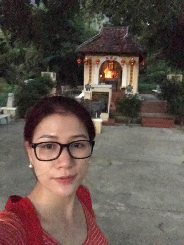 Nhiều nghệ sĩ Việt viếng thăm mộ Anh hùng Võ Thị Sáu - Ảnh 4