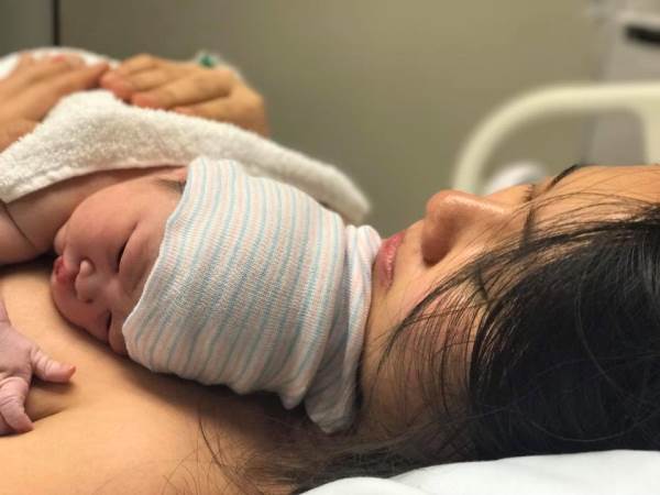 Diễn viên Ngọc Lan sinh con trai đầu lòng tại Mỹ - Ảnh 2