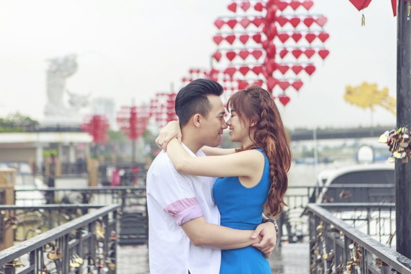 Hariwon tung ảnh cực lãng mạn bên ông xã Trấn Thành trong MV mới - Ảnh 4