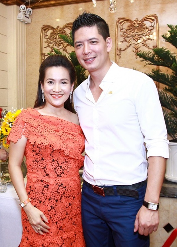 Những người vợ vừa xinh vừa giỏi làm hậu phương vững chắc cho các nam diễn viên điển trai Việt - Ảnh 3 Những người vợ vừa xinh vừa giỏi làm hậu phương vững chắc cho các nam diễn viên điển trai Việt - Ảnh 3