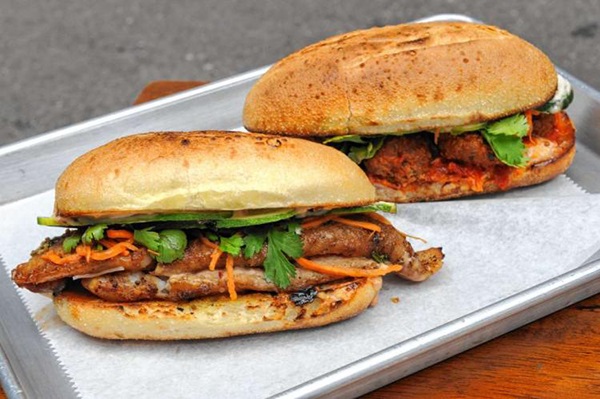Bà đẻ ăn bánh mì không tốt cho sức khỏe. Bà đẻ ăn bánh mì không tốt cho sức khỏe.