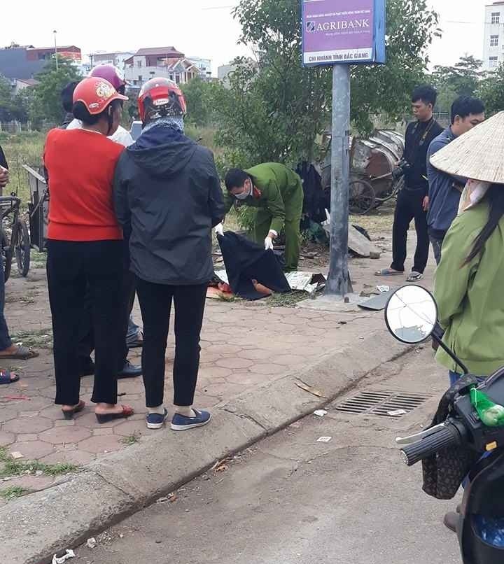Bắc Giang: Bé sơ sinh chết tức tưởi trong thùng rác, nghi bị mẹ bỏ rơi - Ảnh 3
