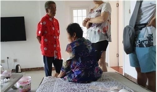 Bị mẹ chồng đánh và sỉ nhục, nàng dâu phẫn uất ném con trai 4 tháng tuổi xuống đất - Ảnh 1 Bị mẹ chồng đánh và sỉ nhục, nàng dâu phẫn uất ném con trai 4 tháng tuổi xuống đất - Ảnh 1