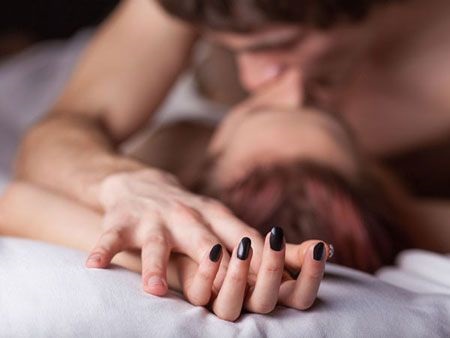 Hãy giữ tinh thần thoải mái trước khi lâm trận để có một ‘cuộc yêu’ thăng hoa.