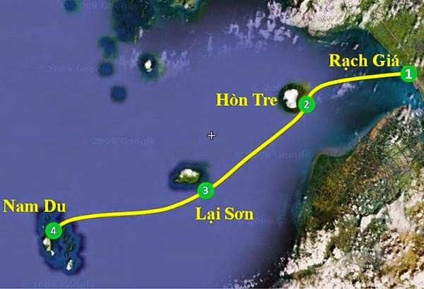 Ca nô chở 14 người chìm giữa biển Kiên Giang - Ảnh 1
