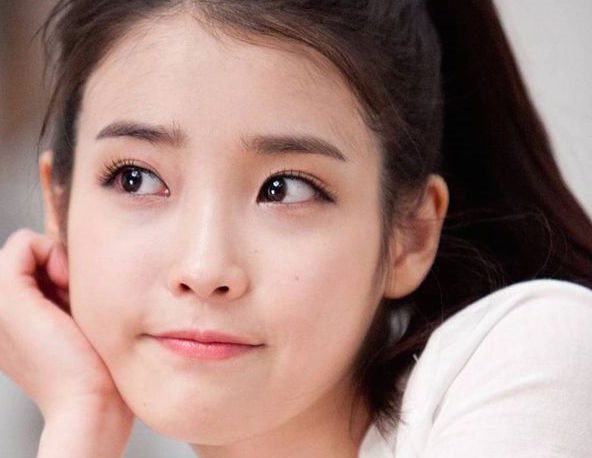 Làm sạch mặt 3 lần trên ngày để da đẹp mịn màng, sạch mụn như sao Hàn Quốc Làm sạch mặt 3 lần trên ngày để da đẹp mịn màng, sạch mụn như sao Hàn Quốc