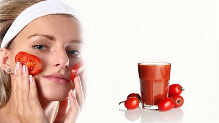 Đắp mặt nạ cà chua và uống sinh tố cà chua là cách chống nắng cho da hiệu quả từ bên trong. 