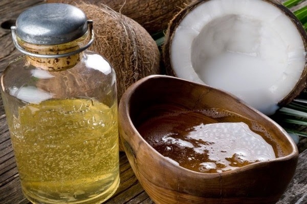 Cách điều trị rụng tóc bằng dầu dừa liệu có đạt hiệu quả cao? - Ảnh 1 Điều trị rụng tóc bằng dầu dừa có thực sự hiệu quả
