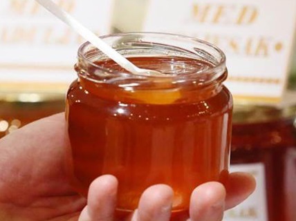 Cứ trộn mật ong với thứ này rửa mặt mỗi ngày, không cần kem dưỡng, da vẫn trắng hồng, mịn màng - Ảnh 1 Cứ trộn mật ong với thứ này rửa mặt mỗi ngày, không cần kem dưỡng, da vẫn trắng hồng, mịn màng - Ảnh 1