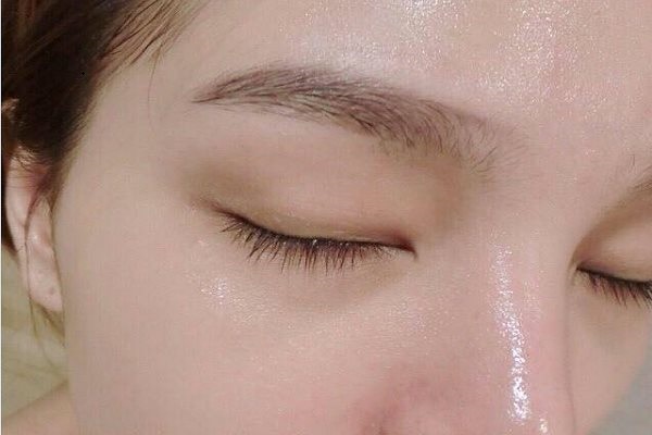 Cứ trộn mật ong với thứ này rửa mặt mỗi ngày, không cần kem dưỡng, da vẫn trắng hồng, mịn màng - Ảnh 4 Cứ trộn mật ong với thứ này rửa mặt mỗi ngày, không cần kem dưỡng, da vẫn trắng hồng, mịn màng - Ảnh 4