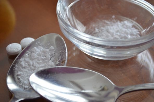 Cách làm kem trộn từ aspirin