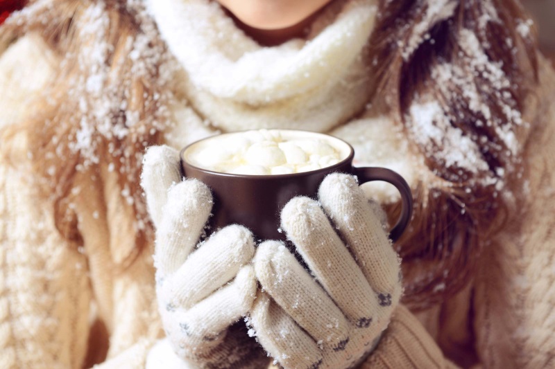Găng tay giữ ấm và làm mềm tay đơn giản nhất mùa đông
