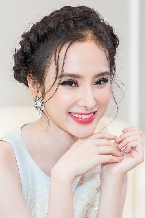 Không cần chạy theo mốt tóc ngắn, 6 kiểu tóc dài này vẫn giúp bạn gái cá tính, xinh đẹp 'hết phần thiên hạ' - Ảnh 14 Không cần chạy theo mốt tóc ngắn, 6 kiểu tóc dài này vẫn giúp bạn gái cá tính, xinh đẹp 'hết phần thiên hạ' - Ảnh 14