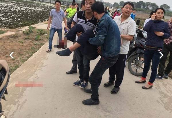 Mặc kệ còi báo hiệu, người đàn ông vẫn cố tình băng qua đường ray tàu hỏa và cái kết ‘đắng’ - Ảnh 4