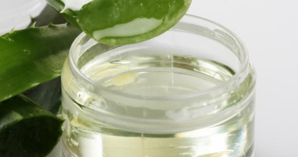 Chẳng còn ngại nắng hè sẽ làm da sạm đen, bỏng rát nếu áp dụng 3 công thức mặt nạ này - Ảnh 1 Khỏi lo làm da sạm đen, bỏng rát nếu áp dụng 3 công thức mặt nạ này