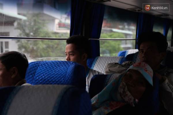 Chuyện đời, tình người trên chuyến xe 0 đồng đưa người nghèo mưu sinh ở Sài Gòn về quê ăn Tết - Ảnh 10