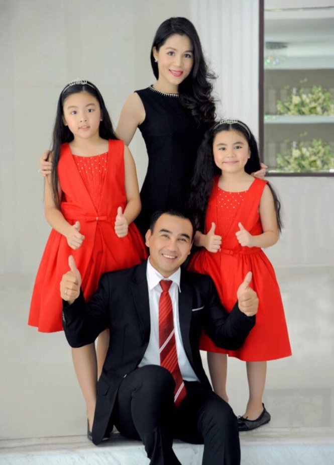 Những người vợ vừa xinh vừa giỏi làm hậu phương vững chắc cho các nam diễn viên điển trai Việt - Ảnh 5 Những người vợ vừa xinh vừa giỏi làm hậu phương vững chắc cho các nam diễn viên điển trai Việt - Ảnh 5