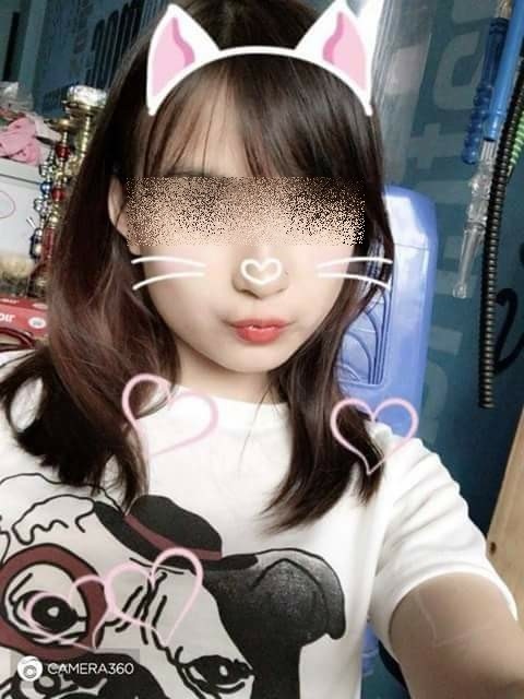 Ngủ với chồng người khác, cô gái bị đánh dã man, cắt tóc tả tơi giữa đường - Ảnh 3 Ngủ với chồng người khác, cô gái bị đánh dã man, cắt tóc tả tơi giữa đường - Ảnh 3