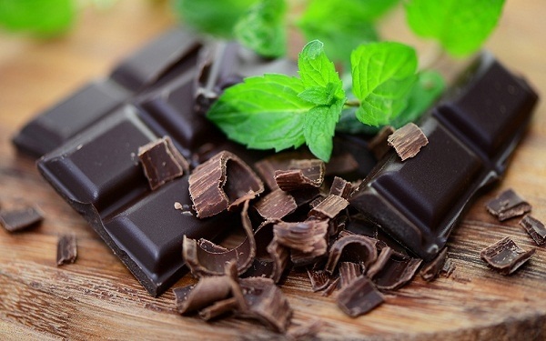 5 lý do phải mua socola đen về ăn ngay bất kể đắt hay rẻ - Ảnh 2