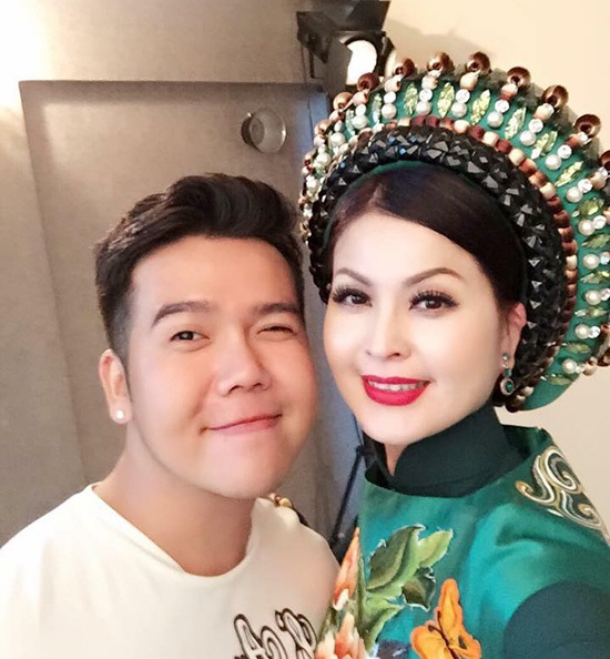 Sau 10 năm vắng bóng showbiz với sự cố đáng quên, Yến Vy lần đầu tiên bất ngờ tái xuất khiến ai nấy đều ngỡ ngàng - Ảnh 1 Sau 10 năm vắng bóng showbiz với sự cố đáng quên, Yến Vy lần đầu tiên bất ngờ tái xuất khiến ai nấy đều ngỡ ngàng - Ảnh 1