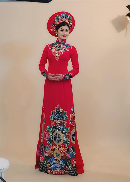 Sau 10 năm vắng bóng showbiz với sự cố đáng quên, Yến Vy lần đầu tiên bất ngờ tái xuất khiến ai nấy đều ngỡ ngàng - Ảnh 3 Sau 10 năm vắng bóng showbiz với sự cố đáng quên, Yến Vy lần đầu tiên bất ngờ tái xuất khiến ai nấy đều ngỡ ngàng - Ảnh 3