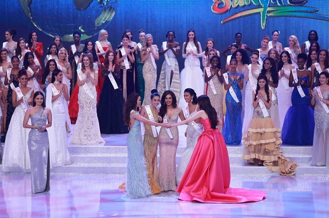Khép lại Hoa hậu Thế giới 2017: Đỗ Mỹ Linh cảm thấy bất ngờ khi người đẹp Ấn Độ đăng quang - Ảnh 1