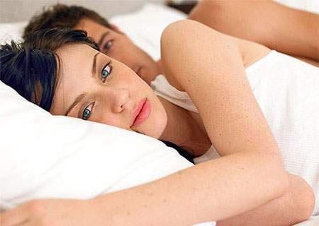 4 dấu hiệu cảnh báo 'chuyện ấy' đang nhạt như... nước ốc - Ảnh 2 4 dấu hiệu cảnh báo 'chuyện ấy' đang nhạt như... nước ốc - Ảnh 2