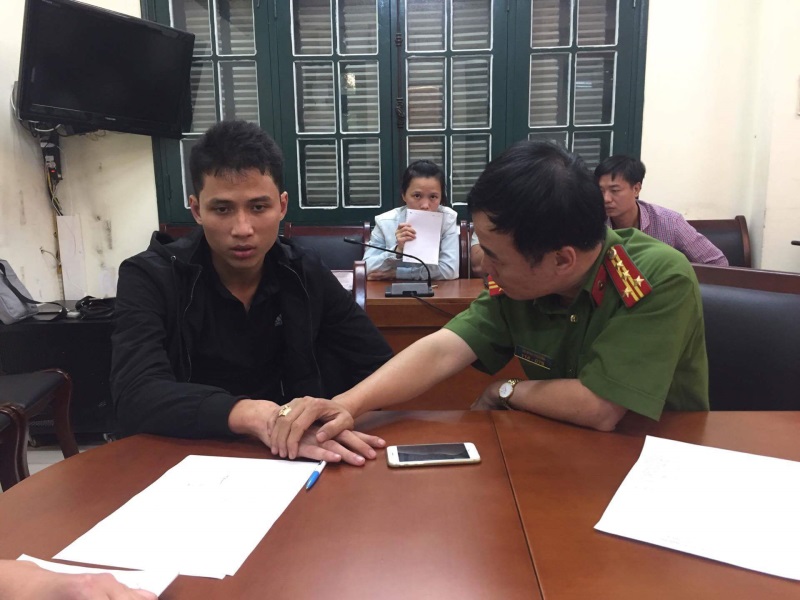 Vụ phi công trẻ giết người tình trong chung cư cao cấp tại Hà Nội: Đây mới là người khiến cư dân mạng xôn xao bàn tán - Ảnh 2