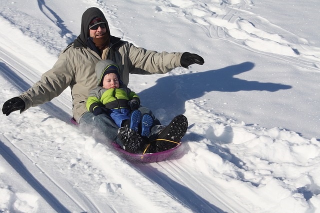 Cha và con trượt tuyết