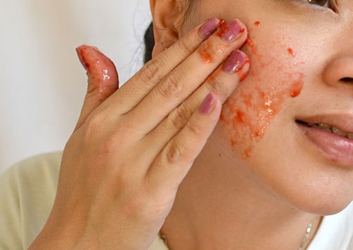 Nghiền nát thứ quả này đắp buổi tối, da căng mướt và trẻ ra 10 tuổi sau vài ngày - Ảnh 1 Nghiền nát thứ quả này đắp buổi tối, da căng mướt và trẻ ra 10 tuổi sau vài ngày - Ảnh 1