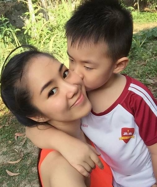 Con trai mới 5 tuổi, Lê Phương đã chi số tiền khủng cho bé vào trường quốc tế danh tiếng, nhìn mức học phí ai cũng choáng - Ảnh 5