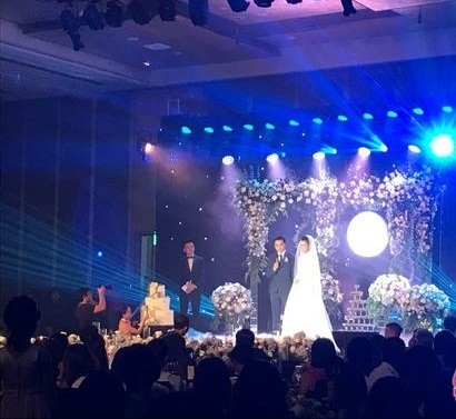 Lễ cưới siêu 'khủng' của BTV Quang Minh và vợ xinh đẹp kém tuổi