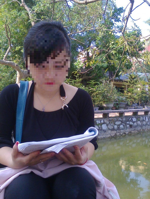 Bị phụ tình, thầy giáo điên cuồng dùng súng khống chế học trò để đòi 'yêu' - Ảnh 1 Bị phụ tình, thầy giáo điên cuồng dùng súng khống chế học trò để đòi 'yêu' - Ảnh 1