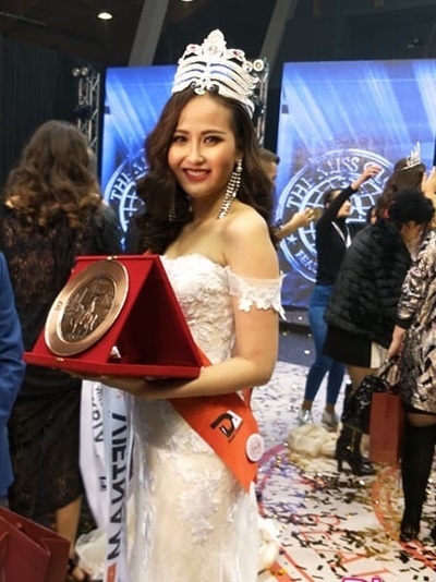 Khánh Ngân đã bị 'đào mộ' khi vừa đăng quang Hoa hậu Hoàn cầu 2017, 