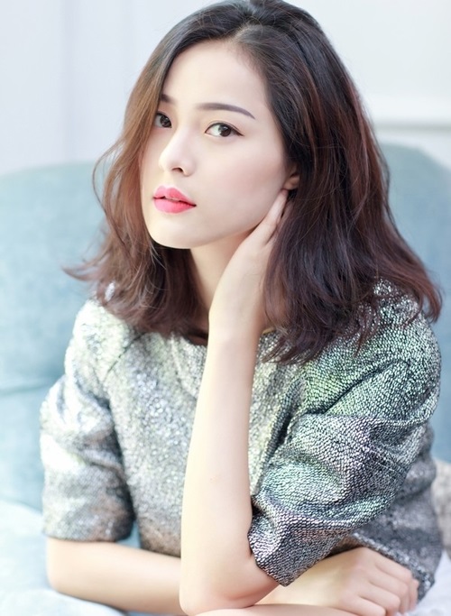5 kiểu tóc giản dị mà đẹp lung linh, con gái cứ để là được khen xinh hết lời - Ảnh 4 5 kiểu tóc giản dị mà đẹp lung linh, con gái cứ để là được khen xinh hết lời - Ảnh 4