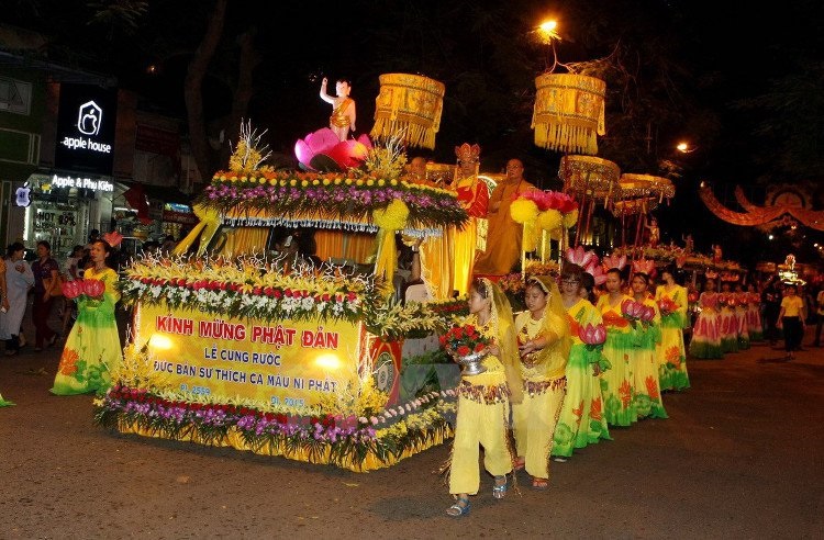 Những điều cần biết về lễ Phật Đản 2017