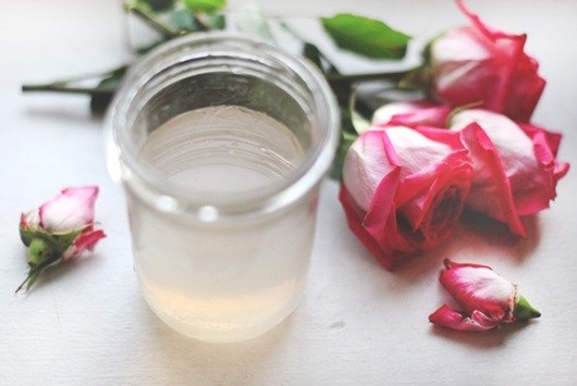 Loại nước giúp da trắng mịn, giảm mỡ thừa sau 7 ngày - Ảnh 3 Giúp da trắng mịn, giảm mỡ thừa sau 7 ngày với nước dừa tươi