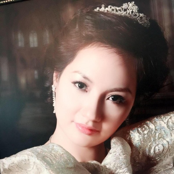 Choáng với nhan sắc của mẹ Hoa hậu Bản sắc Việt Toàn cầu Trần Thu Ngân