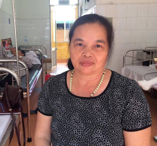 Đá đè cụt nửa người, chàng trai mồ côi được người mẹ nuôi nghèo chăm sóc như con đẻ - Ảnh 2 Đá đè cụt nửa người, chàng trai mồ côi được người mẹ nuôi nghèo chăm sóc như con đẻ - Ảnh 2