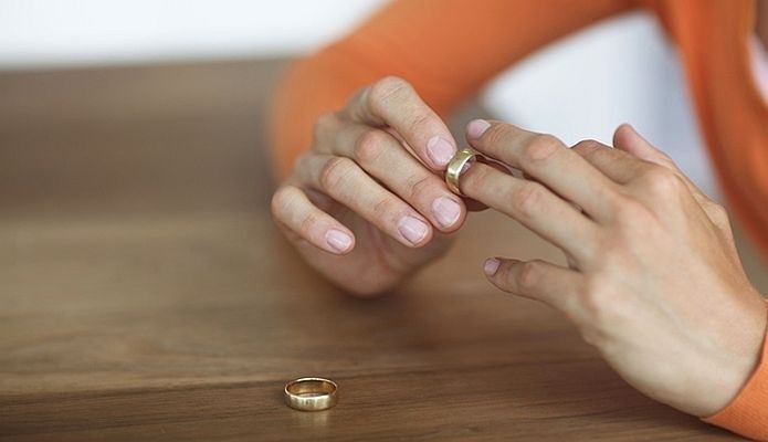 Hỡi các cặp vợ chồng: Đừng để hôn nhân đi đến ngõ cụt chỉ vì những lý do ‘ngớ ngẩn’ này - Ảnh 1