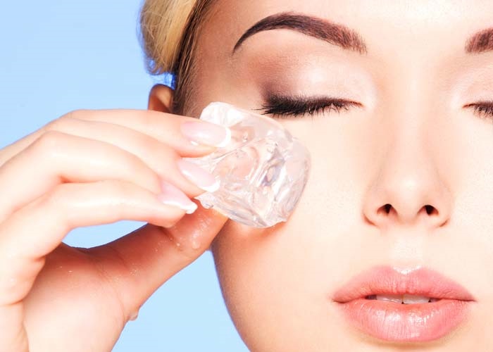 Đá lạnh giúp da tươi tắn, hồng hào nhanh chóng Đá lạnh giúp da tươi tắn, hồng hào nhanh chóng