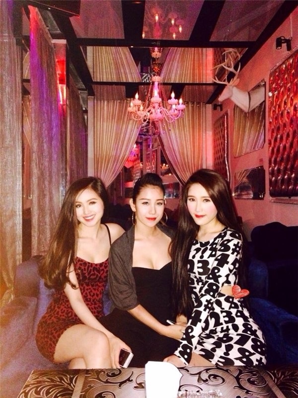Trước khi có cuộc sống hôn nhân ấm êm với đại gia Hà Thành, Tâm Tít từng có những mối tình dữ dội thế này đây - Ảnh 5 Trước khi có cuộc sống hôn nhân ấm êm với đại gia Hà Thành, Tâm Tít từng có những mối tình dữ dội thế này đây - Ảnh 5