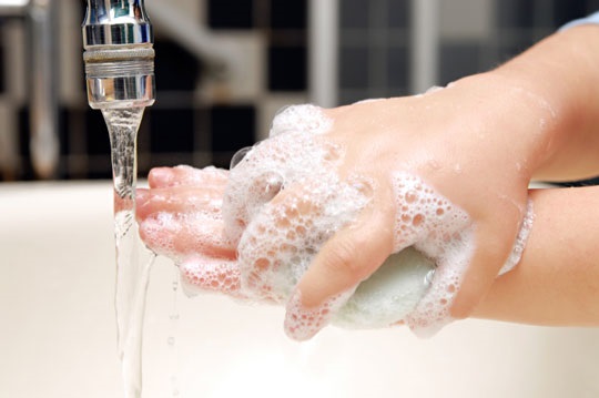 Bạn sẽ phải giật mình khi biết những việc thường làm này sẽ khiến bản thân già đi cả chục tuổi - Ảnh 2 Bạn sẽ phải giật mình khi biết những việc thường làm này sẽ khiến bản thân già đi cả chục tuổi - Ảnh 2