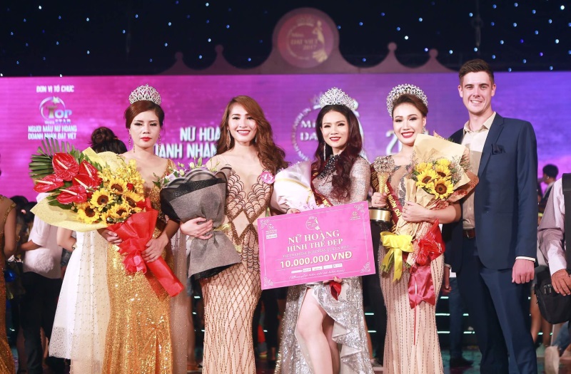  Nguyễn Kim Lam - tân Nữ Hoàng có hình thể đẹp nhất cuộc thi Nữ Hoàng Doanh Nhân đất Việt 2017 để lại ấn tượng khó phai với bất kỳ ai.