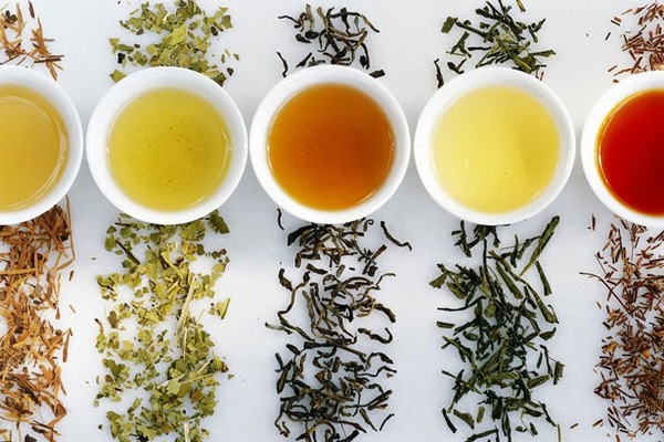 Uống nhiều trà giúp mẹ giảm cân sau khi sinh mổ rất tốt Uống nhiều trà giúp mẹ giảm cân sau khi sinh mổ rất tốt