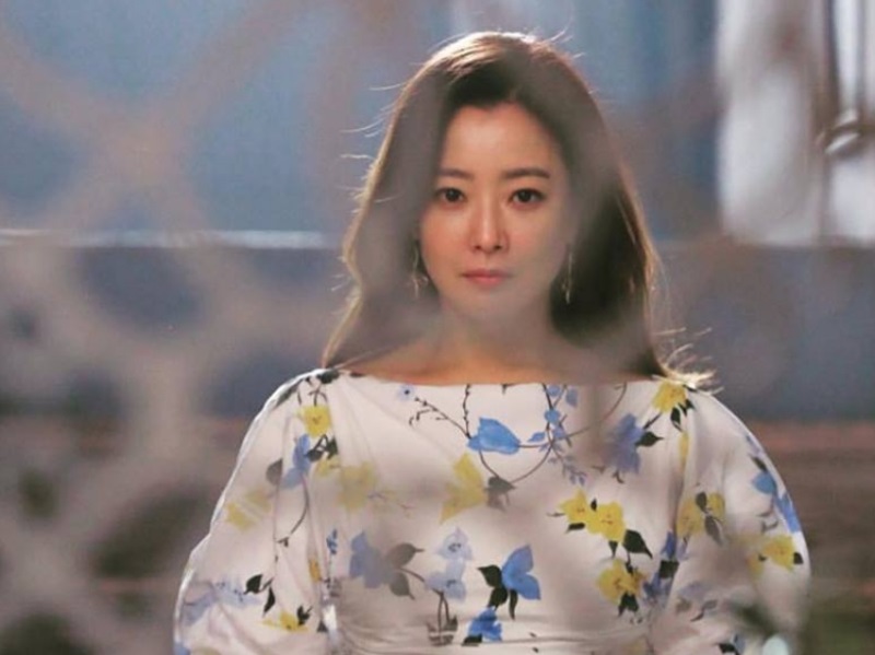 <a target='_blank' href='https://www.phunuvagiadinh.vn/qua-khu-cua-chong.topic'>Quá khứ của chồng</a> là thứ không thay đổi được, đàn bà thông minh sẽ chỉ cười khẩy cho qua! - Ảnh 1 Quá khứ của chồng là thứ không thay đổi được, đàn bà thông minh sẽ chỉ cười khẩy cho qua! - Ảnh 1