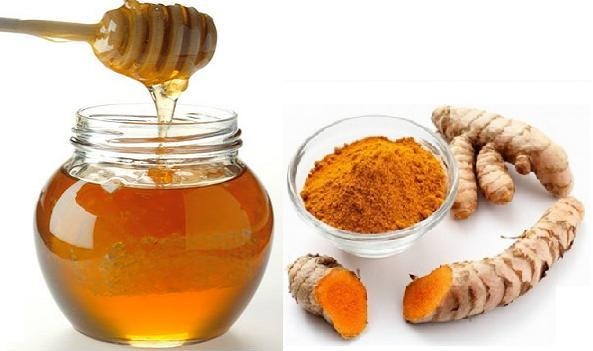Liệu pháp tắm trắng bằng tinh bột nghệ và mật ong Liệu pháp tắm trắng bằng tinh bột nghệ và mật ong
