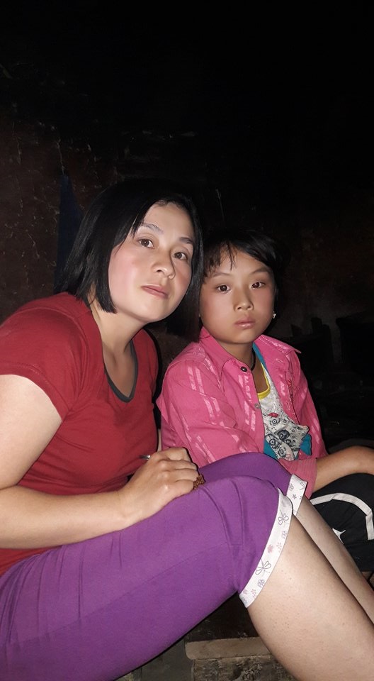 Nhói lòng bé lớp 6 mồ côi cha, mẹ sang Trung Quốc làm thuê biền biệt không về, khát khao được đi học mong thoát nạn... lấy chồng - Ảnh 1